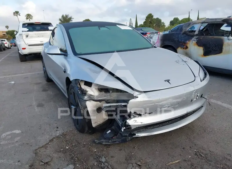 2024 Tesla Model 3 фото