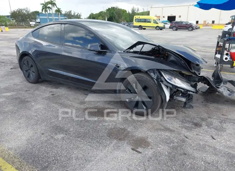 2024 Tesla Model 3 фото