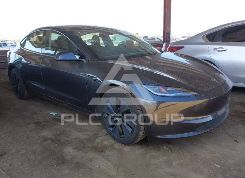 2024 Tesla Model 3 фото