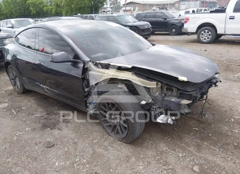 2024 Tesla Model 3 фото