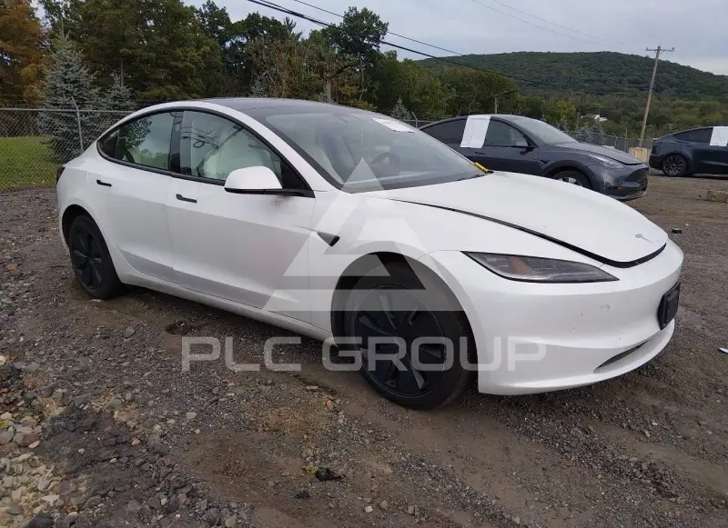 2024 Tesla Model 3 photo