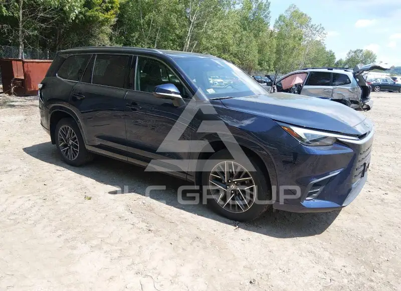 2024 Lexus TX350 photo
