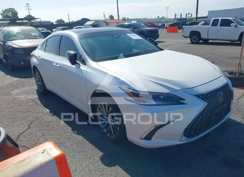 2024 Lexus ES350 photo