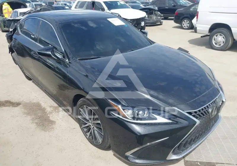 2024 Lexus ES300 фото