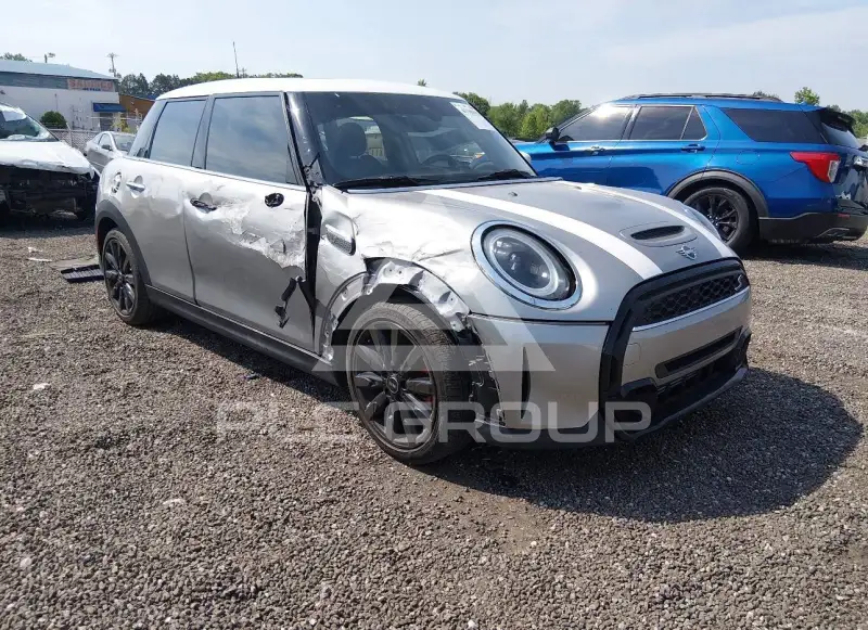 2024 Mini Hardtop photo