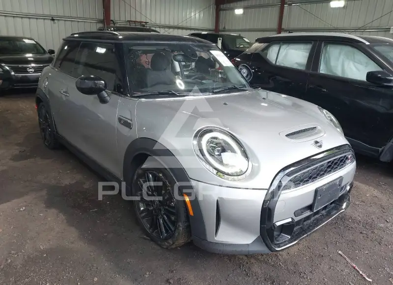2024 Mini Hardtop photo