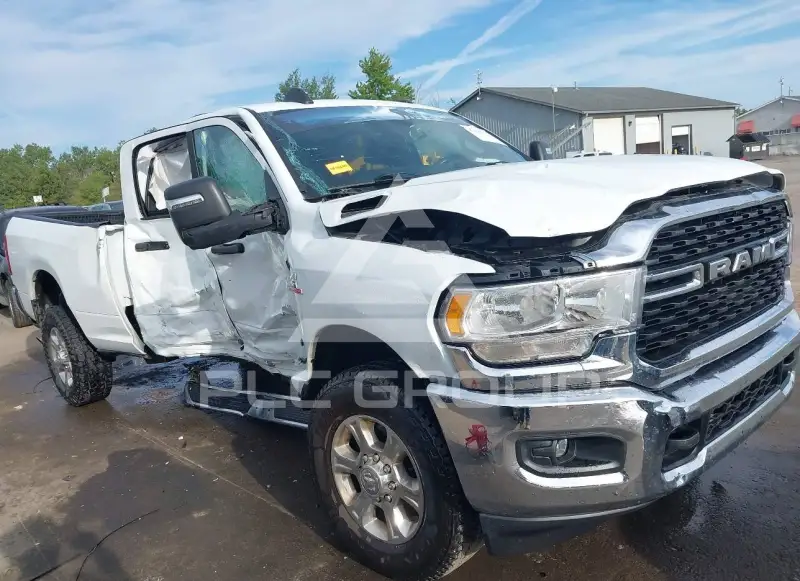 2024 RAM 2500 фото