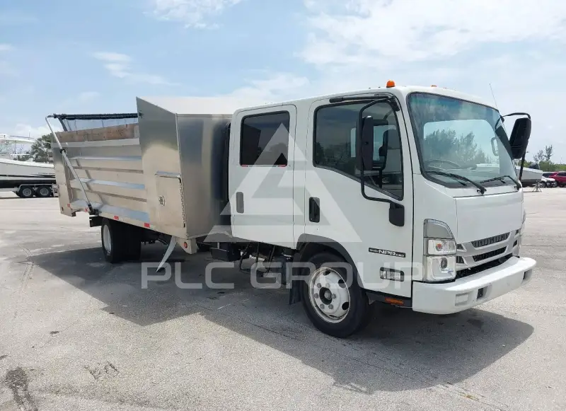 2024 Isuzu NPR photo