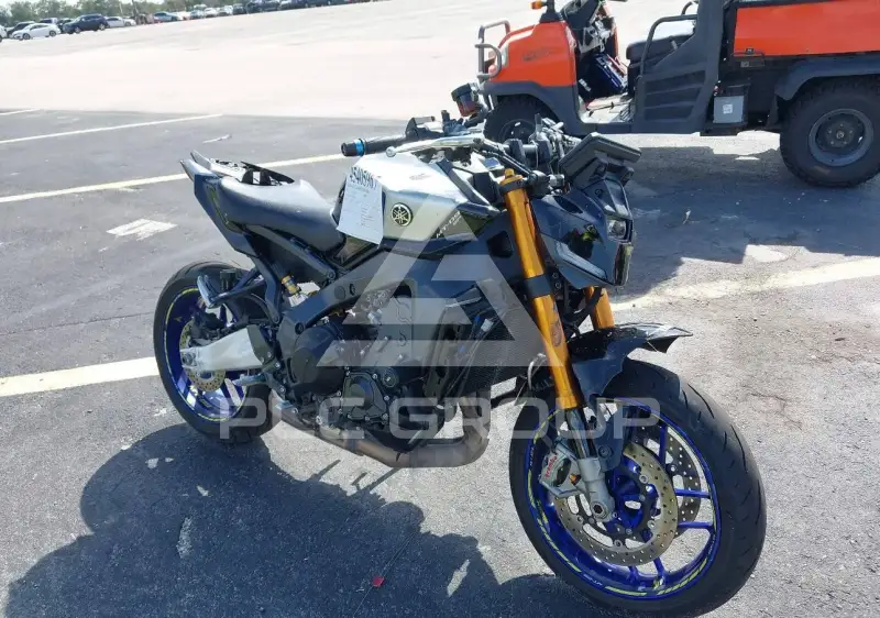 2024 Yamaha MT09 photo