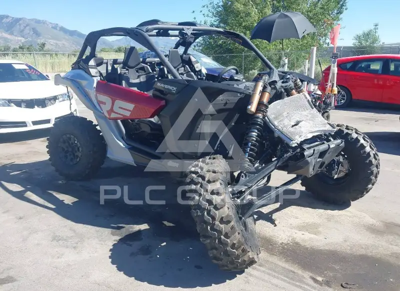 2024 Can-AM MAVERICK фото