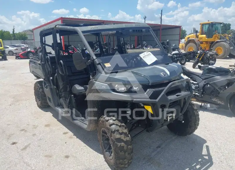 2024 Can-AM DEFENDER фото