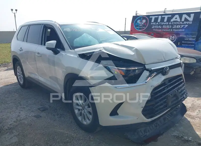 2024 Toyota Highlander фото