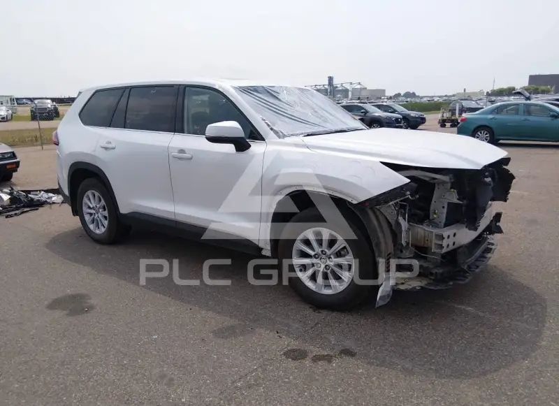 2024 Toyota Highlander photo