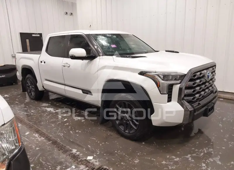 2024 Toyota TUNDRA photo