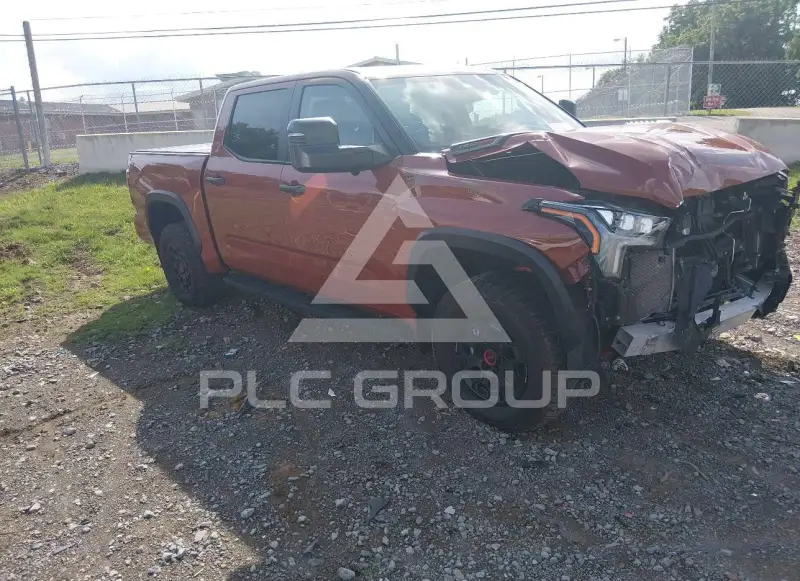 2024 Toyota TUNDRA фото