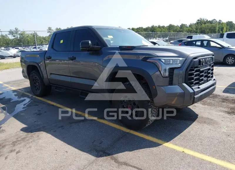 2024 Toyota TUNDRA фото