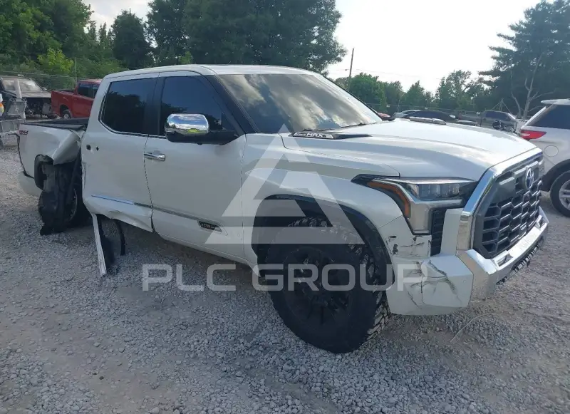 2024 Toyota TUNDRA фото