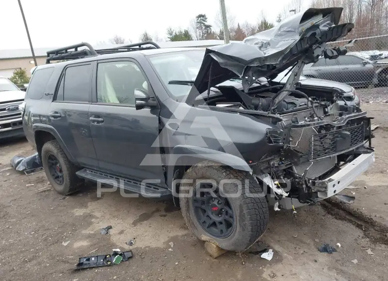 2024 Toyota 4 RUNNER фото