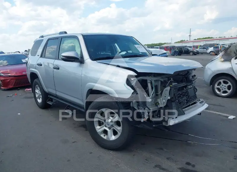 2024 Toyota 4 RUNNER фото