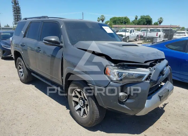 2024 Toyota 4 RUNNER фото