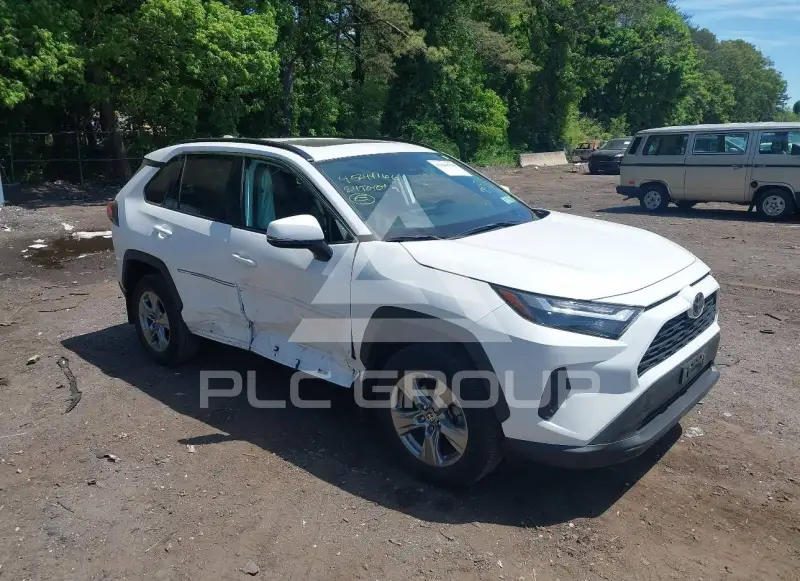 2024 Toyota RAV4 фото