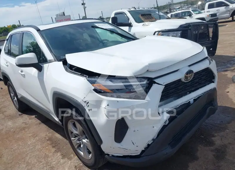 2024 Toyota RAV4 фото