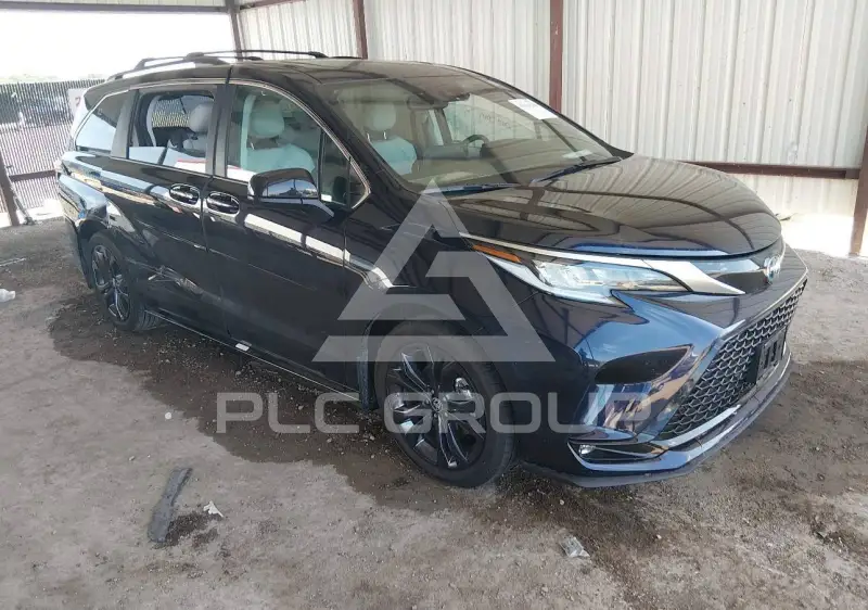 2024 Toyota SIENNA фото