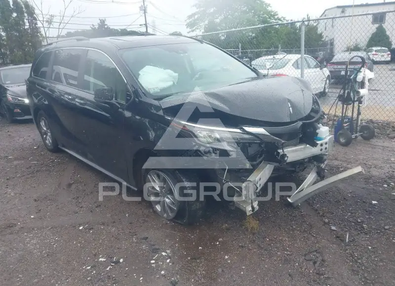 2024 Toyota SIENNA фото