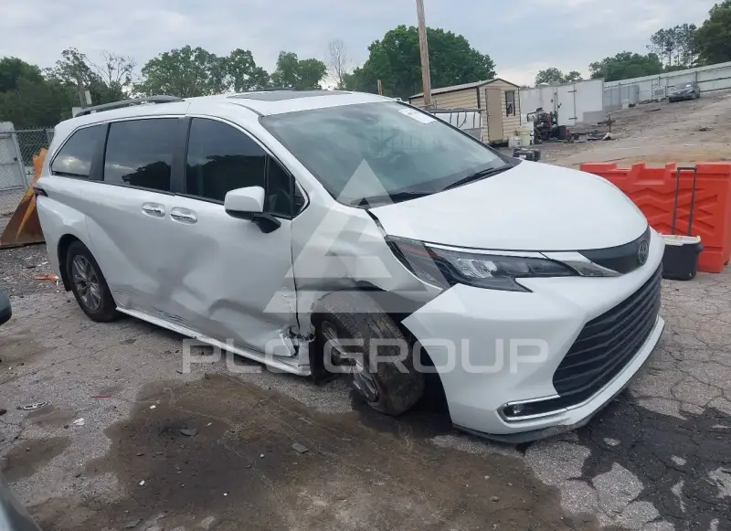 2024 Toyota SIENNA фото