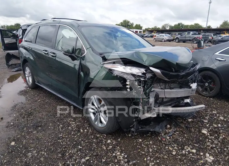 2024 Toyota SIENNA фото