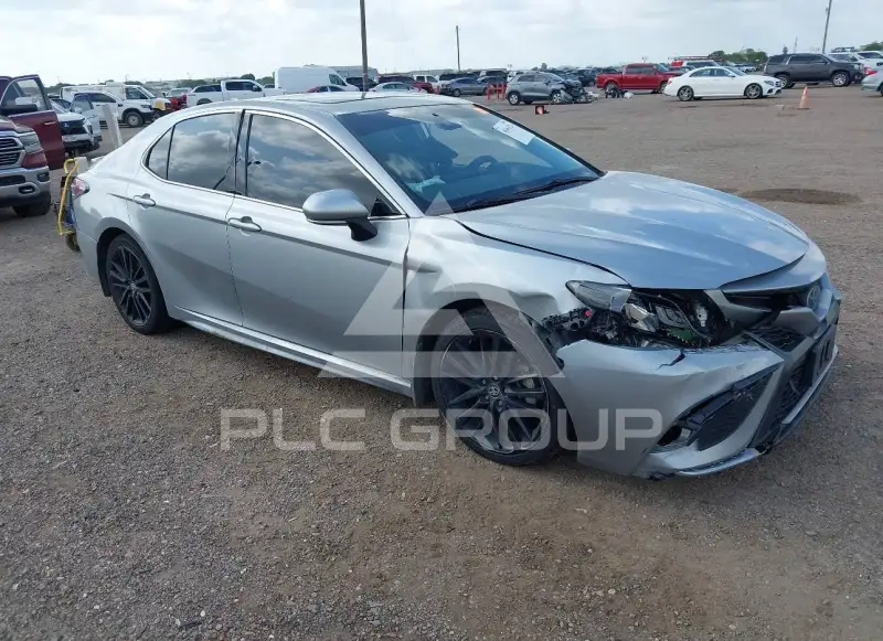 2024 Toyota CAMRY фото