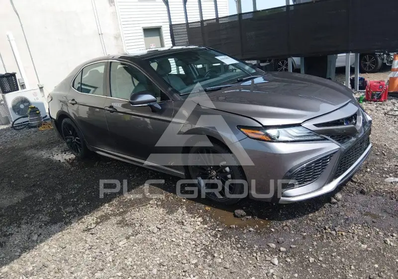 2024 Toyota CAMRY фото