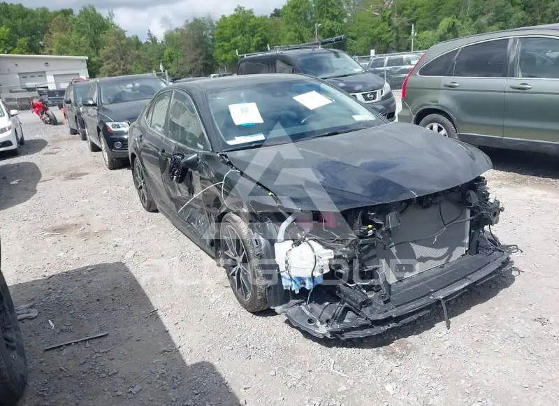 2024 Toyota CAMRY фото