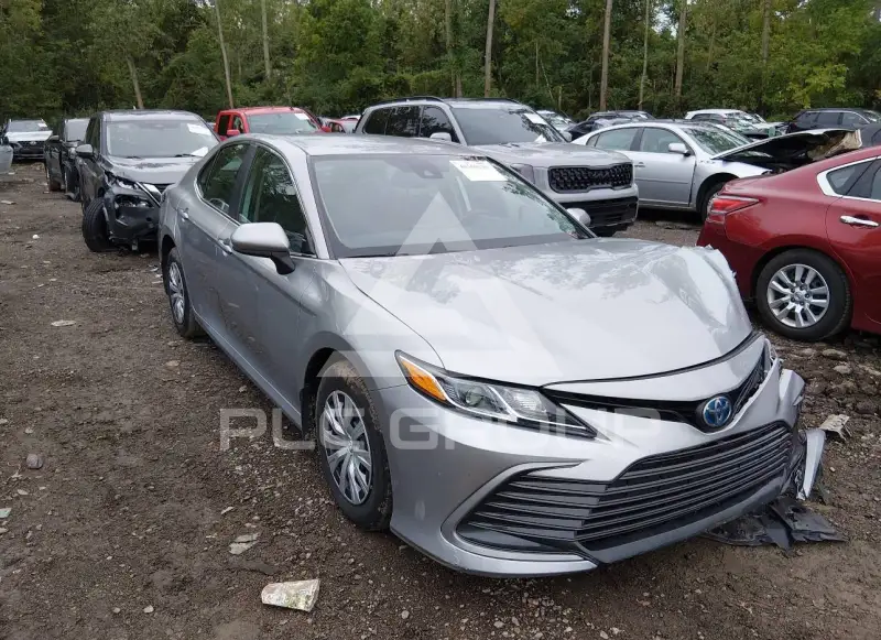 2024 Toyota CAMRY фото