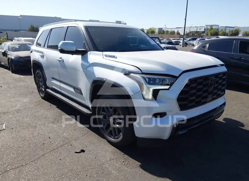 2024 Toyota SEQUOIA photo