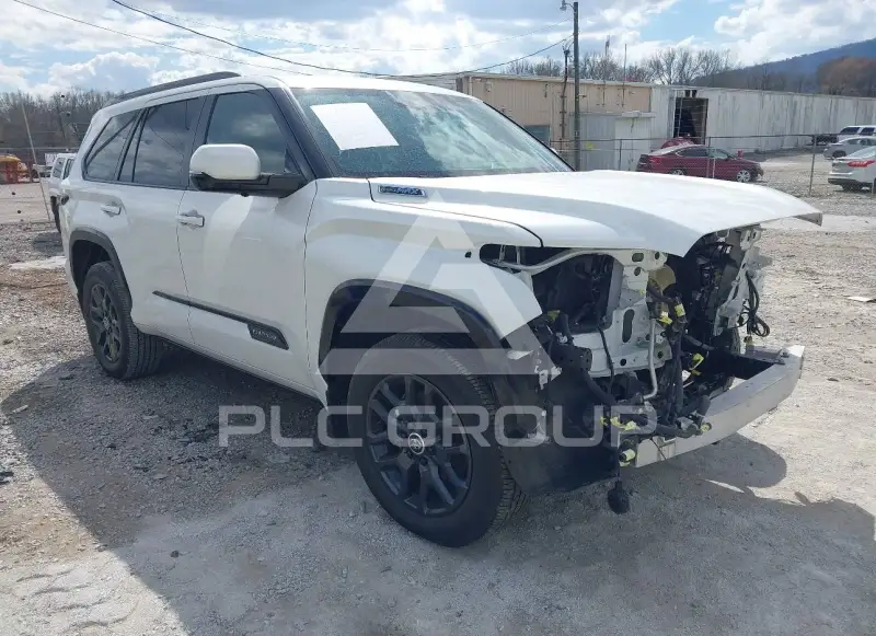 2024 Toyota SEQUOIA photo