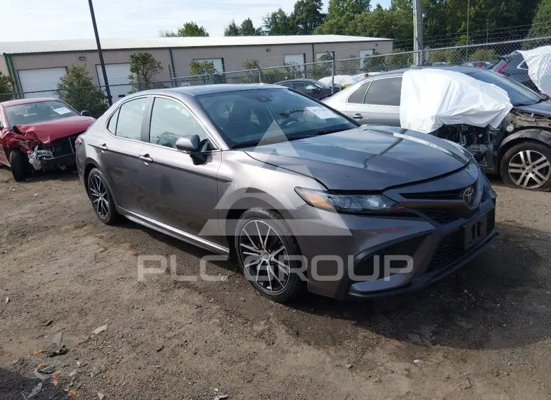2024 Toyota CAMRY фото