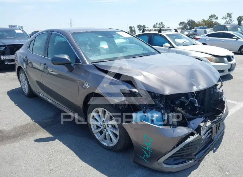 2024 Toyota CAMRY фото
