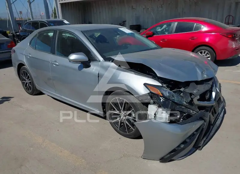 2024 Toyota CAMRY фото