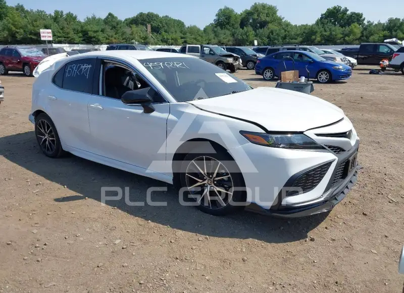 2024 Toyota CAMRY фото