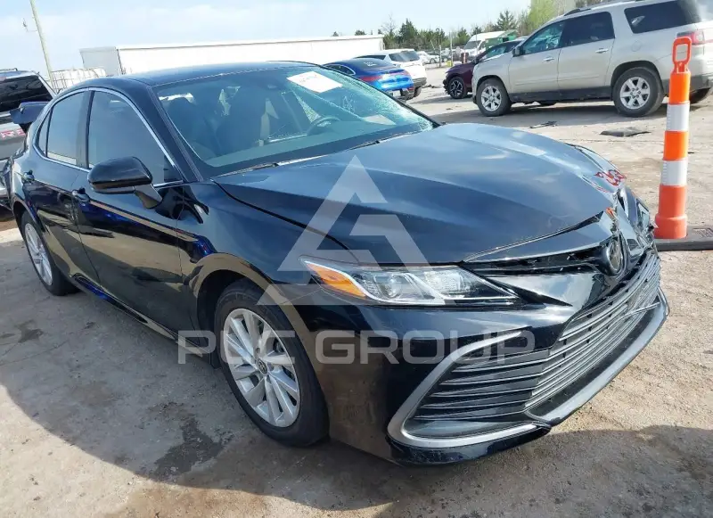 2024 Toyota CAMRY фото