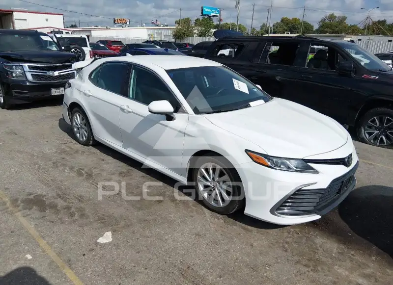 2024 Toyota CAMRY фото