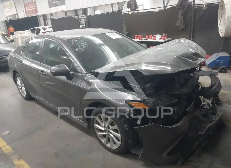 2024 Toyota CAMRY photo