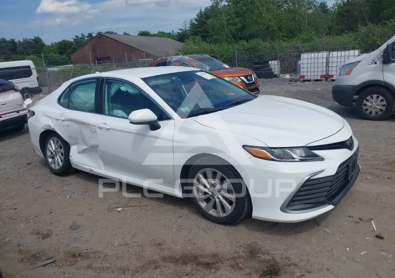 2024 Toyota CAMRY photo