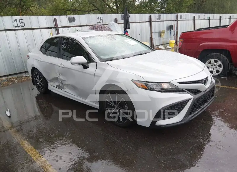 2024 Toyota CAMRY фото