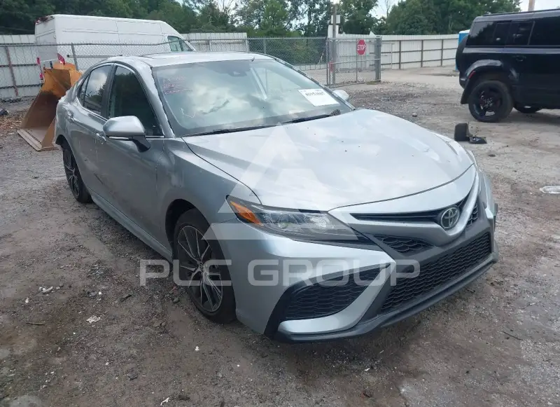 2024 Toyota CAMRY фото