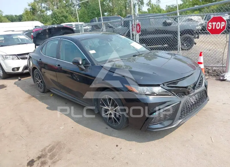 2024 Toyota CAMRY фото