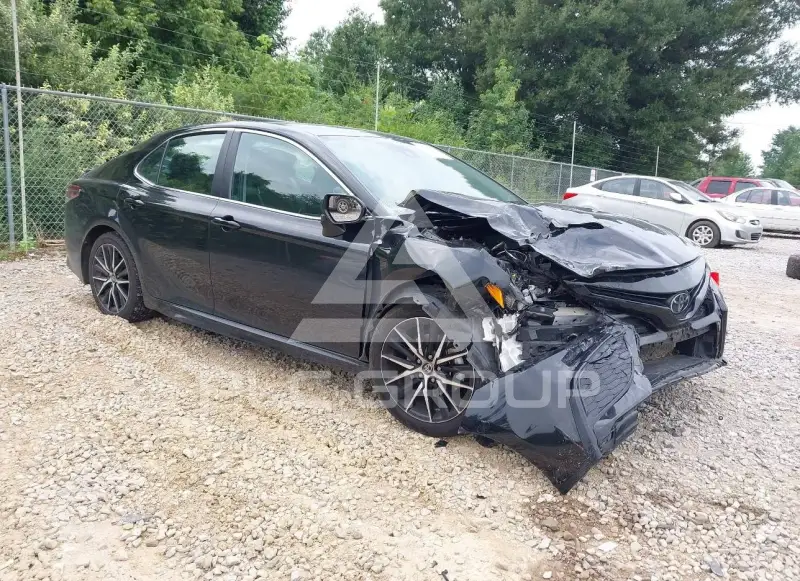 2024 Toyota CAMRY photo