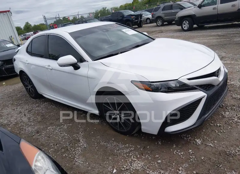 2024 Toyota CAMRY фото