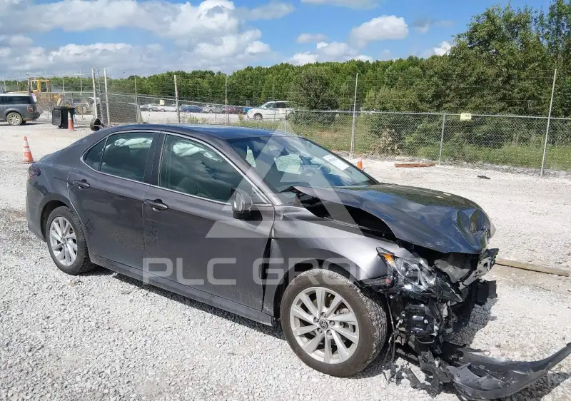 2024 Toyota CAMRY фото